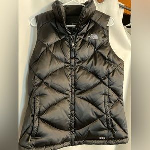 Women’s North Face 550 Puffer Vest